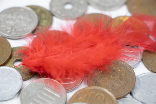 赤い羽 赤い羽 赤い羽根,募金,小銭の写真素材