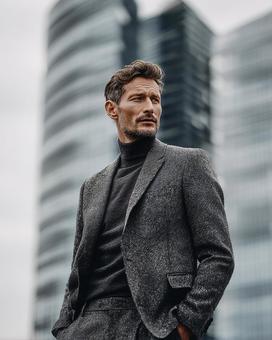 都会の景色と男性のポートレート 都会の景色と男性のポートレートの写真