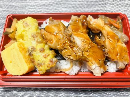 鶏の照り焼き弁当 鶏の照り焼き弁当 鶏の照り焼き弁当,弁当,鶏の照り焼きの写真素材