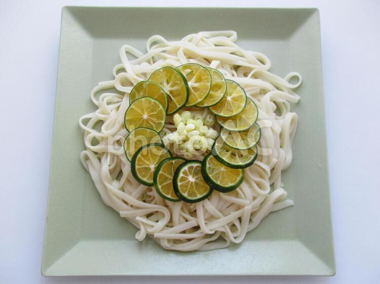 シークワーサーうどん シークワーサー,うどん,沖縄の写真素材