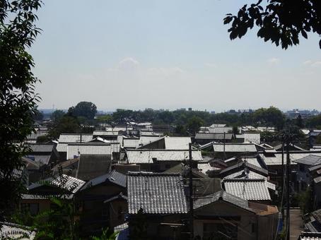 上賀茂神社から見た京都の家並み 上賀茂神社から見た京都の家並み 家並み,上賀茂神社,瓦屋根の写真素材