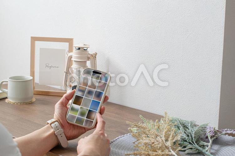 スマホのサムネイメージ 写真,データ,サムネイルの写真素材