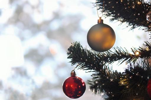 クリスマスツリーとオーナメント クリスマスツリー,クリスマス,xmasの写真素材