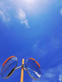 カーブミラー 晴れ,自然,風景の写真素材