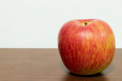 トキリンゴ（津軽のリンゴ） 林檎,果物,果実の写真素材