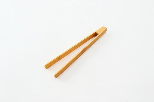 白背景_トングの写真