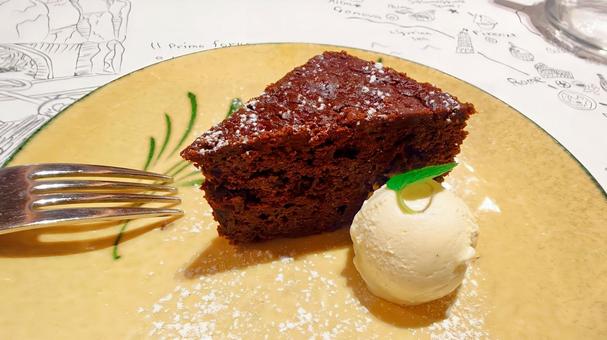 ガトーショコラとアイスクリーム ガトーショコラとアイスクリーム スイーツ,食べ物,甘味の写真素材