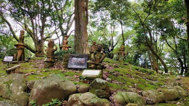宮崎はにわ園-琴を弾く男-1/2 宮崎,はにわ園,はにわの写真素材