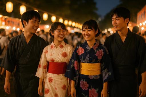 花火大会に向かう高校生たち 花火大会に向かう高校生たちの写真