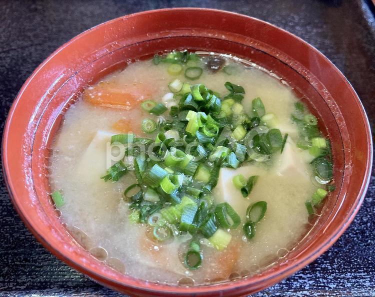 味噌汁 味噌汁,味噌,ニンジンの写真素材