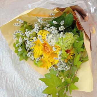 夏の花束 ひまわり,黄色,夏の写真素材