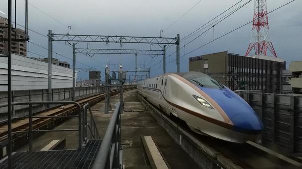 北陸新幹線 JR 新幹線 鉄道 電車 北陸新幹線 JR 新幹線 鉄道 電車 かがやき,e7系,w7系の写真素材