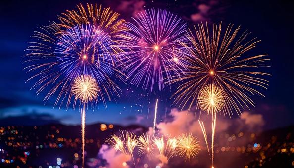 夜空にあがる打ち上げ花火 風物詩 夜空にあがる打ち上げ花火 風物詩の写真