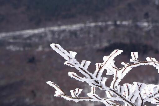 鳥取大山の冬登山14　雪山素材　風景 雪山,登山,危険の写真素材