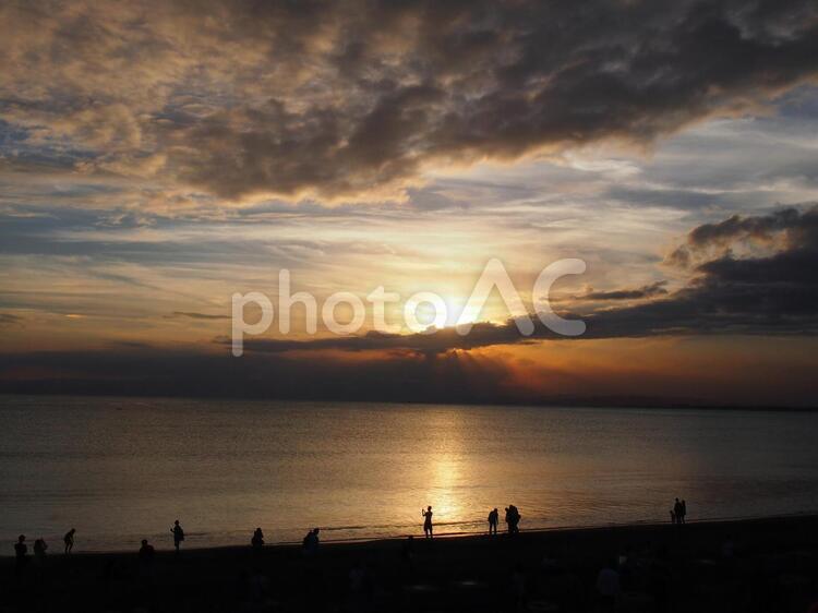 海岸の夕暮れ 海岸,夕暮れ,夕日の写真素材
