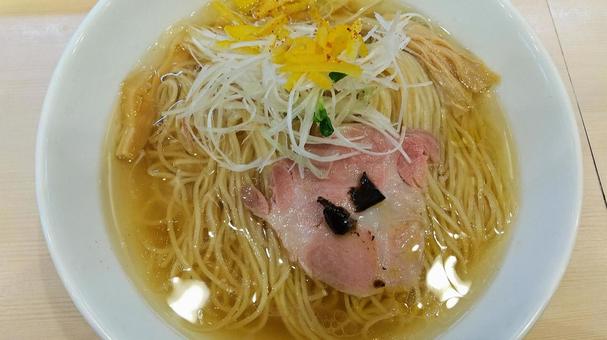 塩ラーメン 塩ラーメン 塩ラーメン,ラーメン,麺類の写真素材