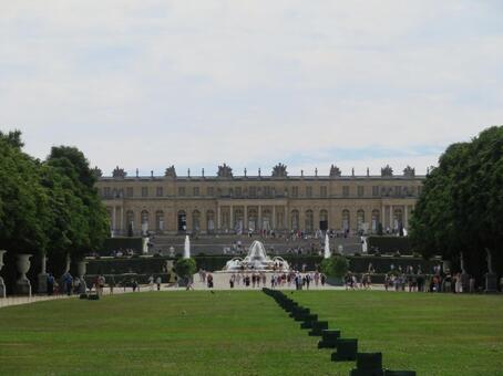 ヴェルサイユ（ベルサイユ）宮殿の庭園 ヴェルサイユ宮殿,バロック建築,建造物の写真素材