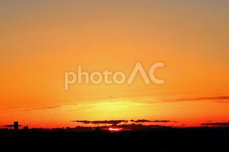朝焼け　日の出　dawn  朝焼け,夜明け,朝焼け雲の写真素材