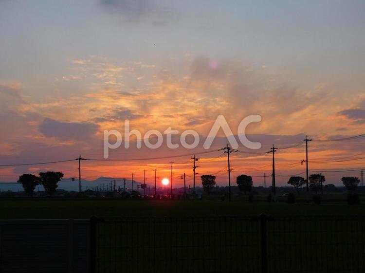夕暮れ 夕焼け,空,夕暮れの写真素材