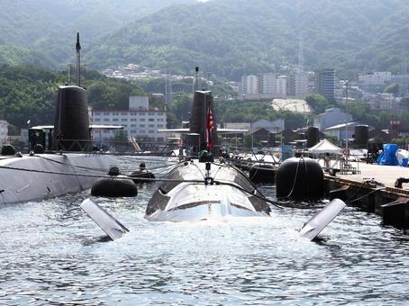 広島県呉市　アレイからすこじま　 広島県,呉市,潜水艦の写真素材