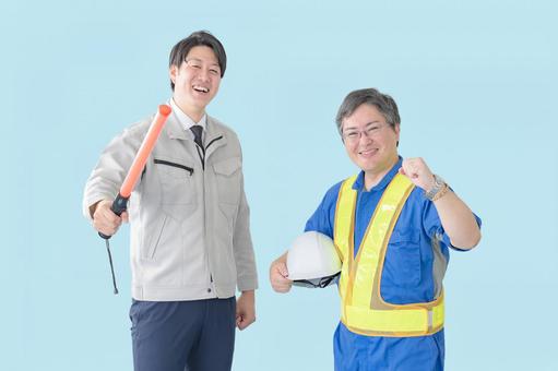 元気な警備員二人 元気な警備員二人 警備員,作業員,男性の写真素材