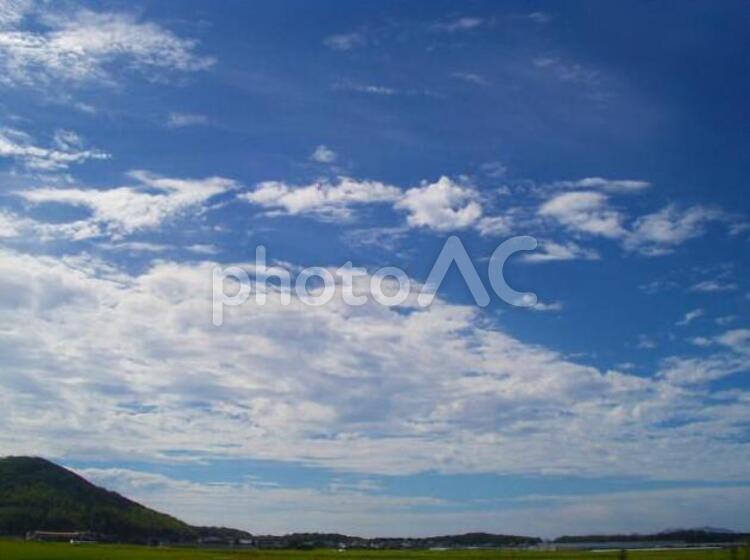 のどかな田舎町の風景 | 青空 青空,風景,のどかの写真素材