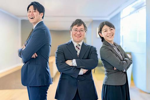 笑顔のビジネスチーム 笑顔のビジネスチーム ビジネスマン,ビジネスウーマン,チームの写真素材
