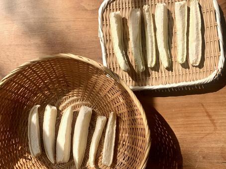 干した大根　ザル　 干した大根,干し大根,大根の写真素材