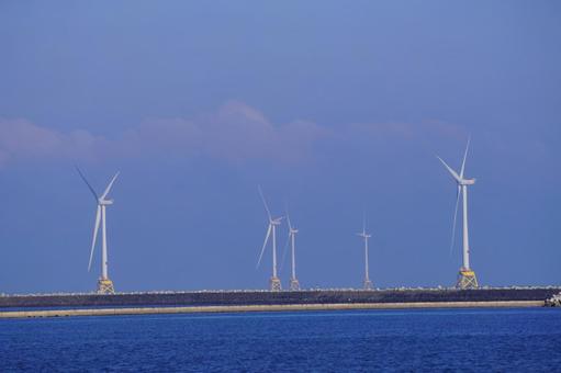 風力発電機 風力発電機 洋上,風力発電機,海洋の写真素材