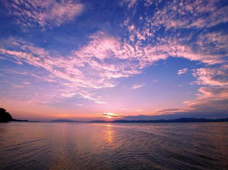 夏の宍道湖の夕景・夕空・夕日 夏の宍道湖の夕景・夕空・夕日の写真