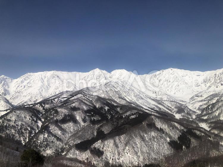 冬の北アルプス　白馬三山　長野県白馬村 北アルプス,冬,雪の写真素材