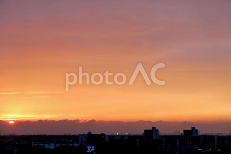 朝焼け　日の出　dawn  朝焼け,夜明け,朝焼け雲の写真素材