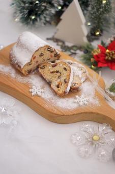 シュトーレン　クリスマス シュトーレン,シュトレン,クリスマスの写真素材