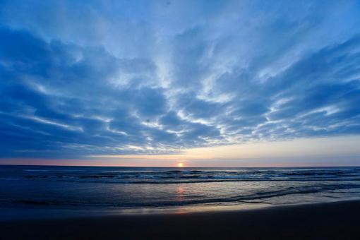 海と空が溶け合う瞬間 海と空が溶け合う瞬間の写真