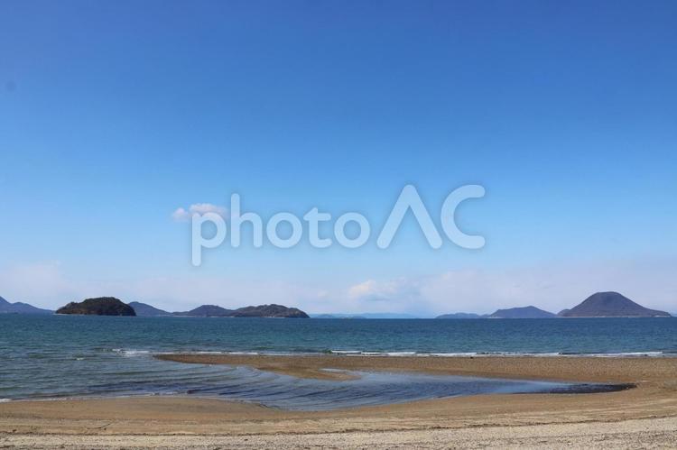 ２月下旬の多度津町屏風浦の砂浜 背景,屏風浦,砂浜の写真素材