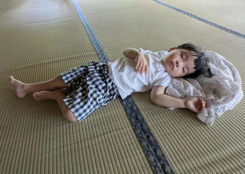 Photo, tatami, 2 years old, boy, 