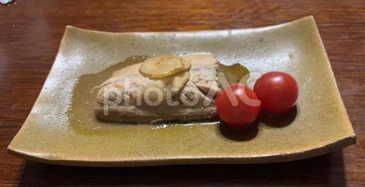 R7.06.04　鯖の味噌煮とミニトマト 夕食,鯖,味噌煮の写真素材