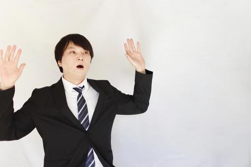驚くスーツの男性 ビジネスマン,男性,驚くの写真素材