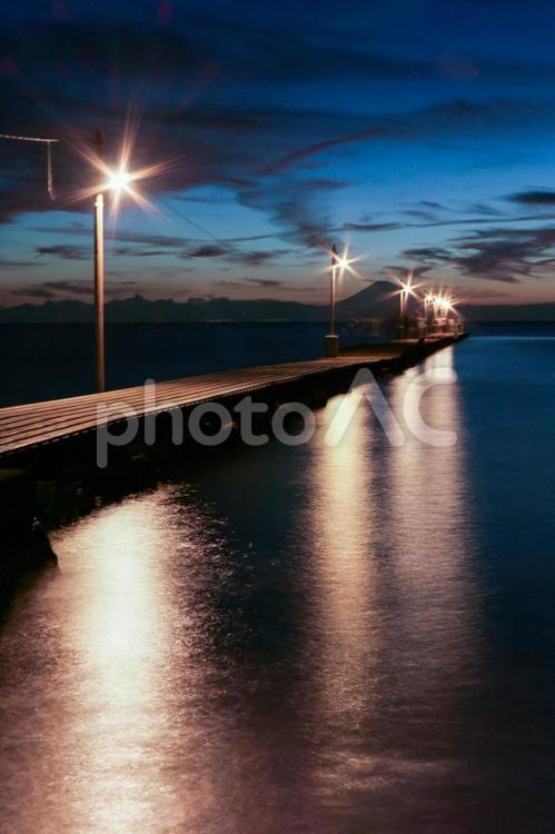 原岡桟橋 原岡桟橋,桟橋,電灯の写真素材