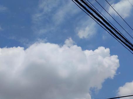 真夏の雲と青空 真夏の雲と青空の写真