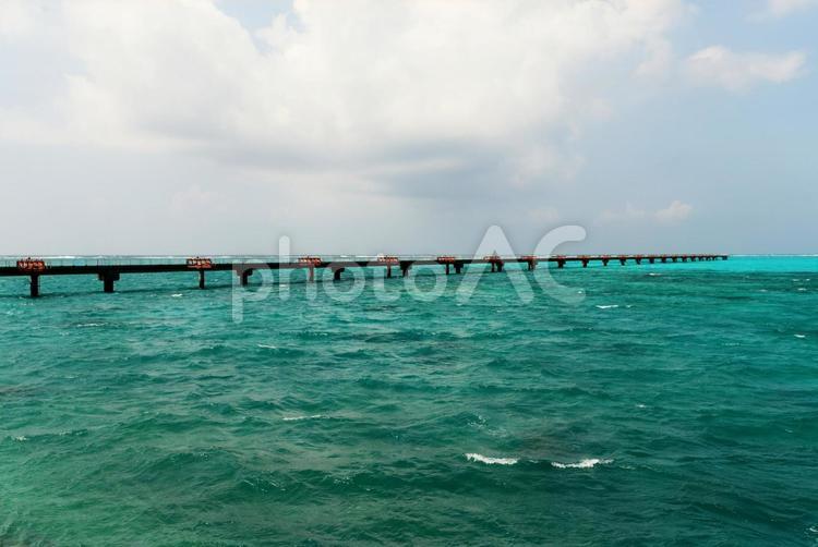 宮古島の綺麗な海 宮古島,沖縄,okinawaの写真素材