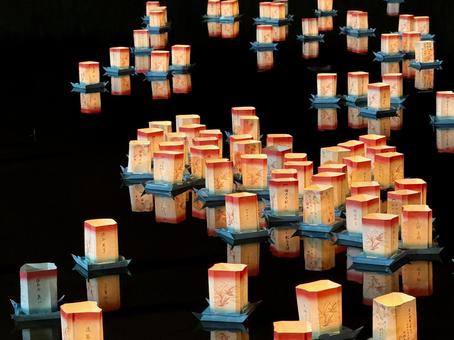 永平寺町大灯籠流しの一幕 夜,夜景,灯籠の写真素材