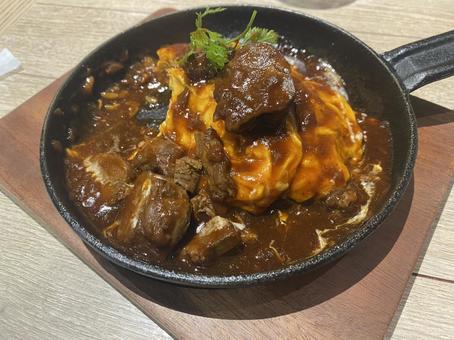 ビーフシチューオムライス ビーフシチューオムライス 食べ物,食事,美味しそうの写真素材