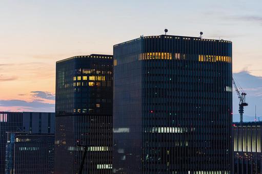 都市夜景 ステーションワン,淀屋橋,大阪の写真素材