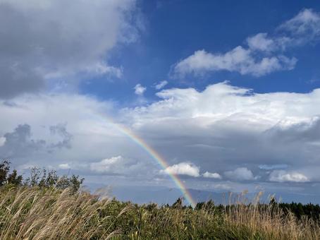 葛城山山頂から見た虹 葛城山,山頂,虹の写真素材
