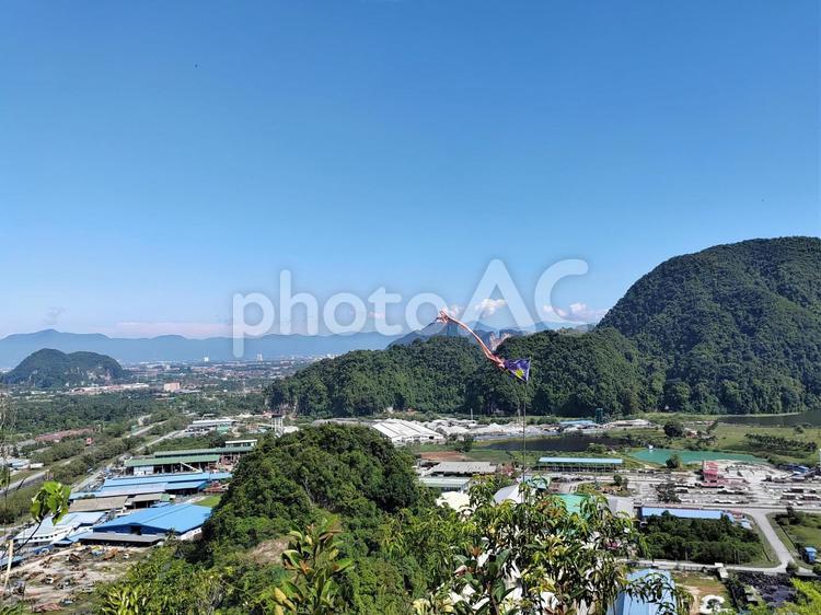 山の上からの街並み ハイキング,山,空の写真素材