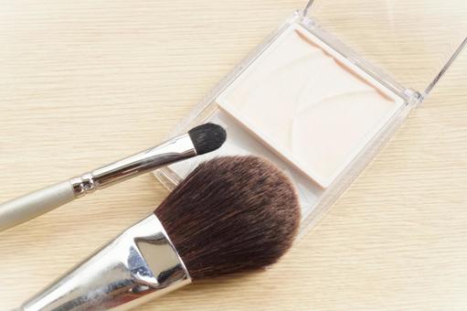 ハイライトパウダー　メイク　コスメ コスメ,化粧品,ブラシの写真素材