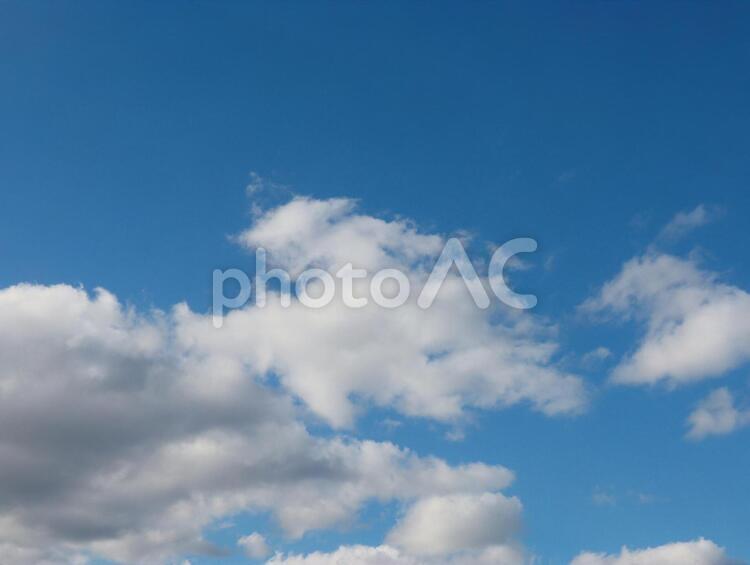 青い空 空,雲,青空の写真素材