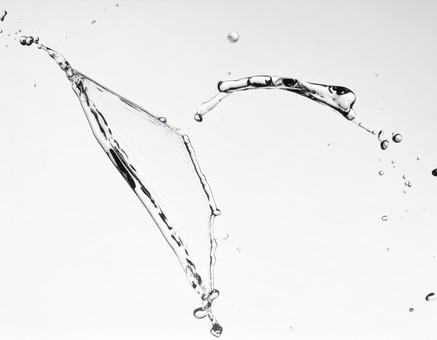 透明な水しぶき 4 透明な水しぶき 4の写真