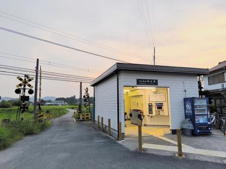 神戸電鉄、葉多駅、駅前 神戸電鉄、葉多駅、駅前 神戸電鉄,粟生線,葉多駅の写真素材